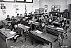 Gr&eacute;zieu la Varenne 1969 - Classes scolaires de l'&eacute;cole primaire